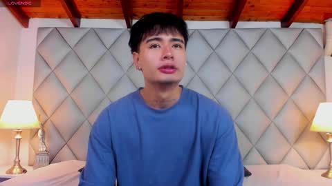 clement_reyes online show from November 26, 12:39 pm