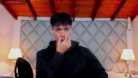 clement_reyes online show from November 29, 12:52 pm