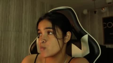 Clementine online show from November 19, 1:00 pm