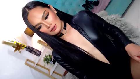 Snapshot of cleofex chatting on December 2, 1:33 am Cleo online show from December 2, 1:33 am