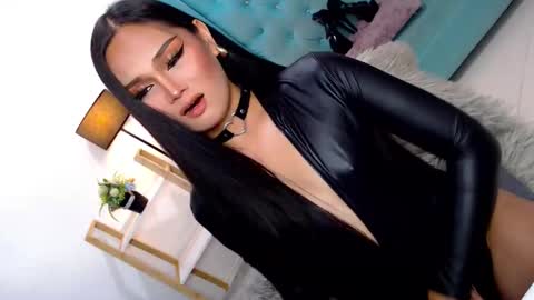 Cleo online show from February 25, 9:24 pm