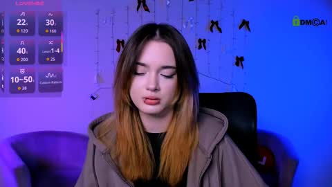 clery_shine online show from February 3, 8:36 pm