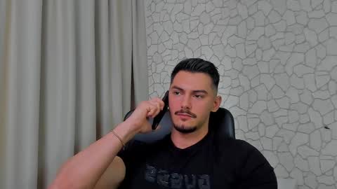 Snapshot of clintmasterss chatting on January 26, 8:57 am ClintMasterss online show from January 26, 8:57 am