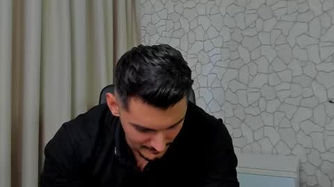 Snapshot of clintmasterss chatting on January 27, 8:51 am ClintMasterss online show from January 27, 8:51 am