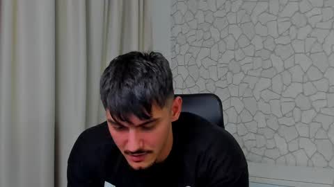 Snapshot of clintmasterss chatting on January 30, 4:02 pm ClintMasterss online show from January 30, 4:02 pm