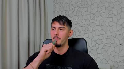 Snapshot of clintmasterss chatting on January 31, 1:12 pm ClintMasterss online show from January 31, 1:12 pm