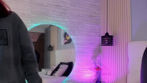 Cloe online show from December 5, 12:22 pm