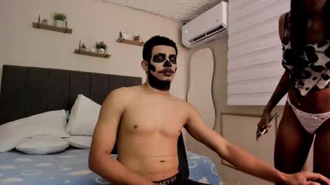 Snapshot of cloe_harry chatting on November 1, 12:12 am Cloe x Harry online show from November 1, 12:12 am