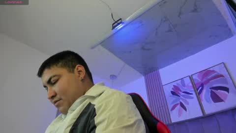 Cloe x Billy online show from April 19, 12:15 pm