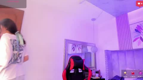 Snapshot of cloe_x_billy chatting on April 29, 12:31 pm Cloe x Billy online show from April 29, 12:31 pm