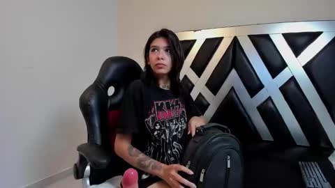 lady cloe person online show from November 28, 11:57 am