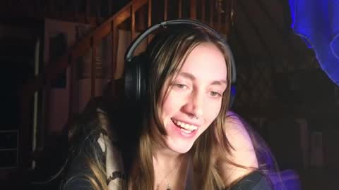 Snapshot of clover_tully chatting on January 14, 5:51 am Clover online show from January 14, 5:51 am