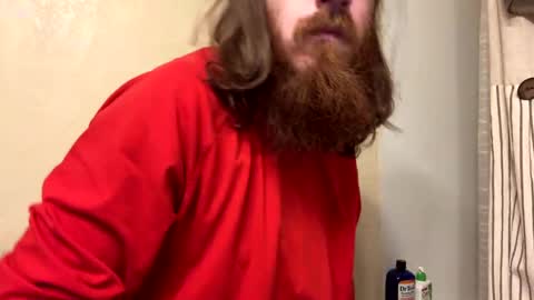 Snapshot of cloverboy1988 chatting on February 11, 11:32 am cloverboy1988 online show from February 11, 11:32 am