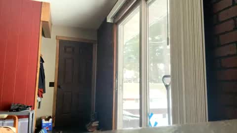 Snapshot of cloverboy1988 chatting on February 15, 2:55 pm cloverboy1988 online show from February 15, 2:55 pm