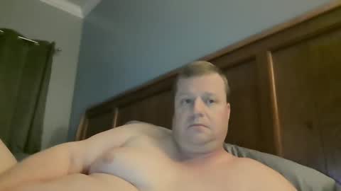 Snapshot of cmachen chatting on February 26, 2:04 am cmachen online show from February 26, 2:04 am