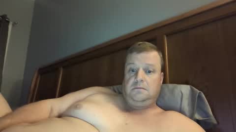 Snapshot of cmachen chatting on November 6, 11:48 pm cmachen online show from November 6, 11:48 pm