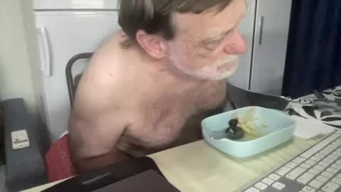 Snapshot of coach_karl chatting on February 17, 6:59 pm Coach Karl Porn Star Tip me all the way to my next trip online show from February 17, 6:59 pm