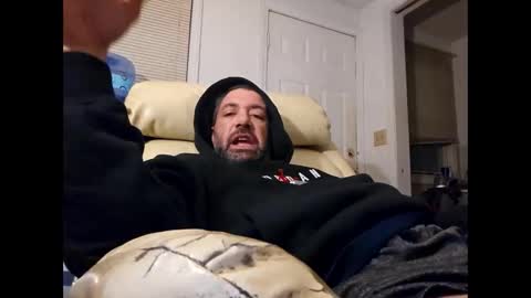 Snapshot of coachg12 chatting on December 15, 1:21 am coachg12 online show from December 15, 1:21 am