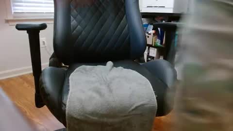 Snapshot of cobra19765 chatting on December 20, 8:23 pm cobra19765 online show from December 20, 8:23 pm