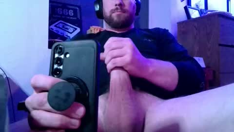 Snapshot of cockarsenal chatting on November 7, 10:59 am cockarsenal online show from November 7, 10:59 am