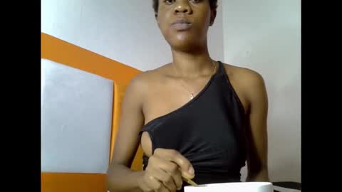 cockfanx online show from November 18, 1:04 pm