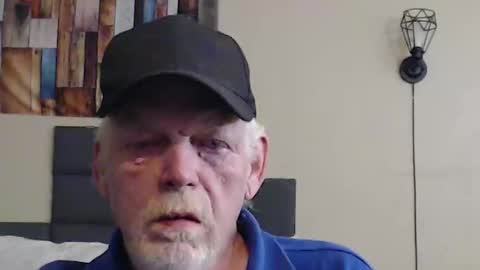 cockreadynow4u online show from December 5, 7:17 am