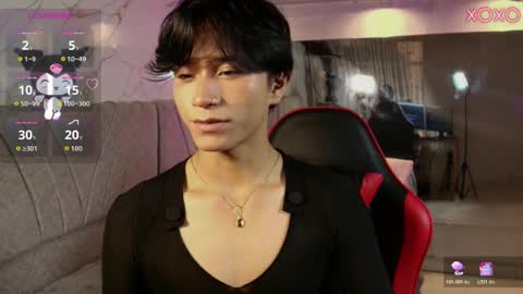 COCO online show from April 27, 8:07 pm