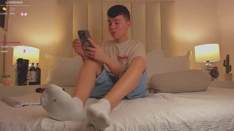 Snapshot of cody_johnsonn_ chatting on October 7, 7:33 pm CODY online show from October 7, 7:33 pm