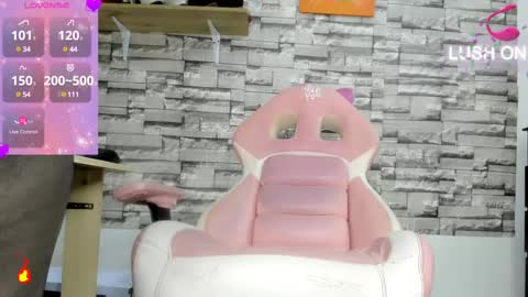 laurita online show from February 28, 1:36 pm