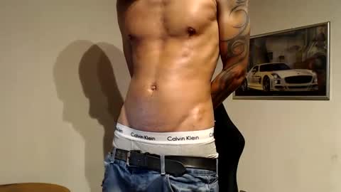 coitzzz online show from December 3, 3:20 am