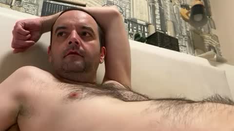 colambus83 online show from February 3, 5:07 pm