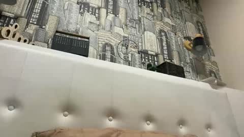 colambus83 online show from February 11, 7:19 pm