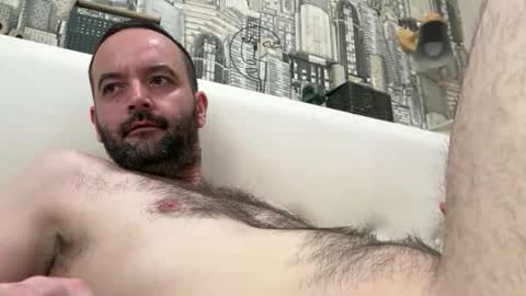 colambus83 online show from March 15, 6:52 am