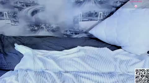 Snapshot of cold_waterfall chatting on December 7, 6:10 am Criss online show from December 7, 6:10 am