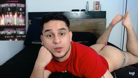 colin_lewisss online show from February 3, 6:40 am