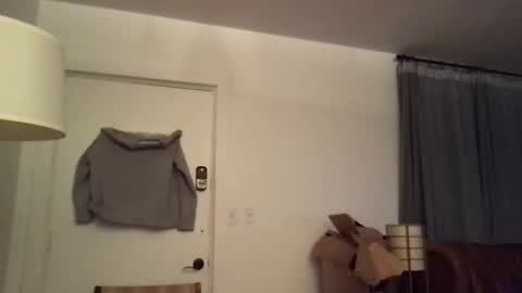 Snapshot of collegeboy3118 chatting on November 7, 2:22 am collegeboy3118 online show from November 7, 2:22 am