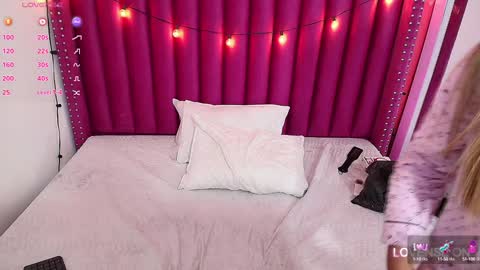  MEGAN  online show from January 23, 11:15 pm