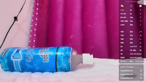  MEGAN  online show from January 29, 3:33 am