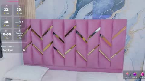  MEGAN  online show from April 18, 4:38 am