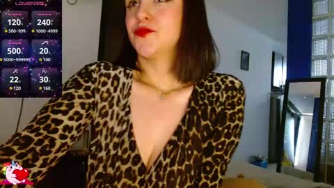 Snapshot of collette_beaufoy chatting on December 12, 12:44 pm Collette online show from December 12, 12:44 pm
