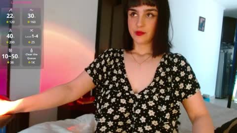 Snapshot of collette_beaufoy chatting on December 16, 3:43 pm Collette online show from December 16, 3:43 pm