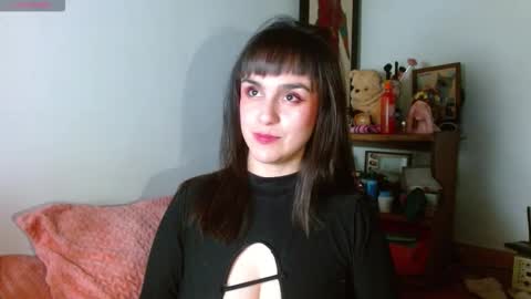 Snapshot of collette_beaufoy chatting on October 20, 4:18 pm Collette online show from October 20, 4:18 pm