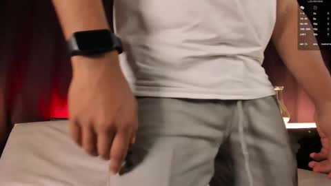 Snapshot of colstorw_ chatting on November 25, 10:26 am colstorw_ online show from November 25, 10:26 am