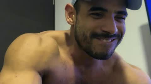 colton_x0610 online show from October 2, 5:03 am