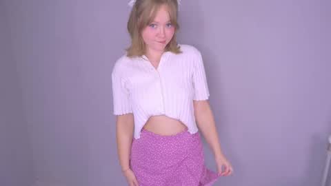 Sophi online show from November 5, 1:44 pm