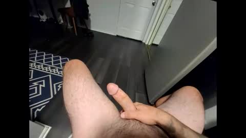 Snapshot of comengetit22 chatting on December 1, 2:49 am comengetit22 online show from December 1, 2:49 am