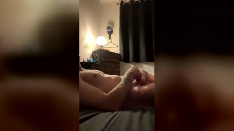 Snapshot of comingtrough chatting on December 15, 3:00 am comingtrough online show from December 15, 3:00 am