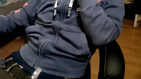 Snapshot of commanderchip chatting on February 18, 3:10 pm commanderchip online show from February 18, 3:10 pm