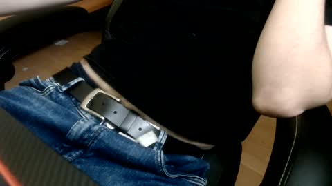 Snapshot of commanderchip chatting on February 22, 4:40 pm commanderchip online show from February 22, 4:40 pm