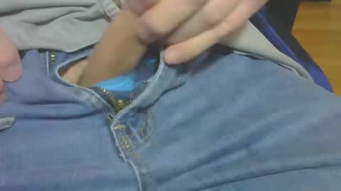 Snapshot of coneyguy chatting on December 19, 2:24 pm coneyguy online show from December 19, 2:24 pm